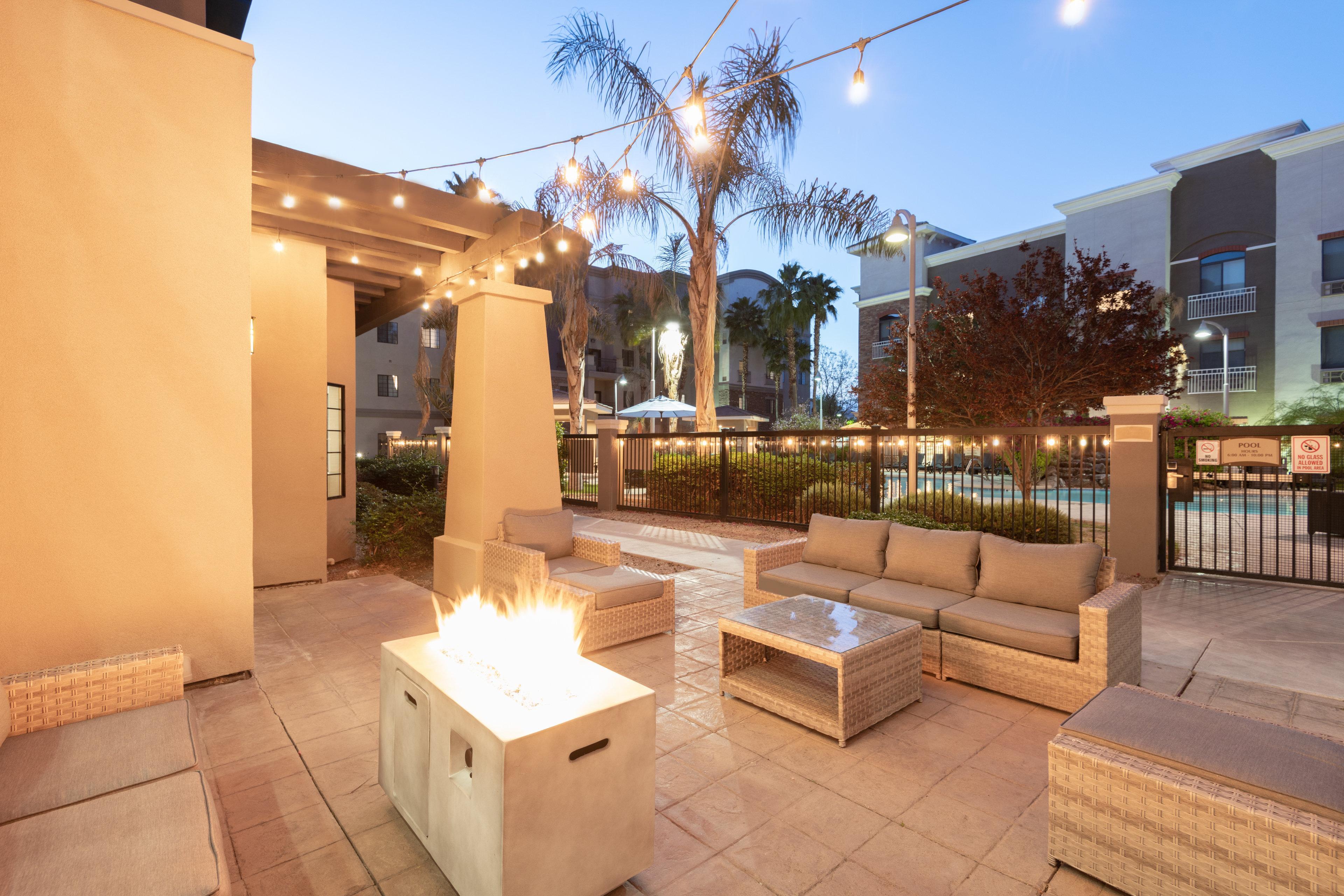 Staybridge Suites Phoenix Glendale Sports Dist By Ihg Exterior foto